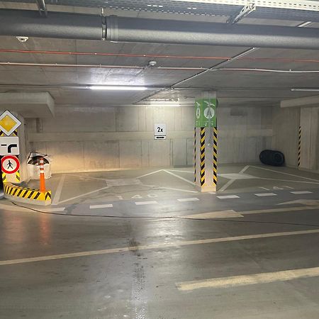 Apollo Apartment - Key-Box - Free Parking Братислава Екстер'єр фото