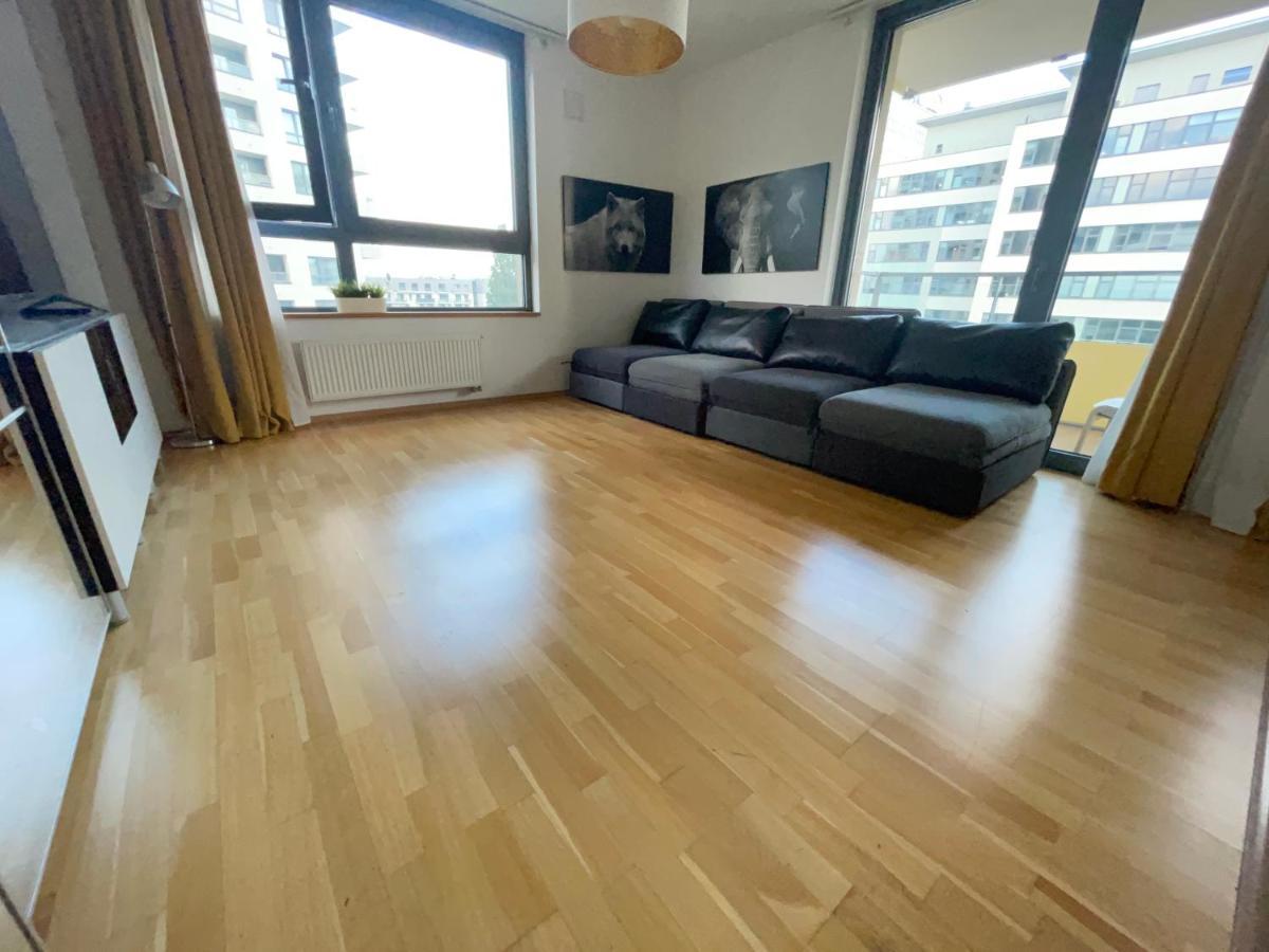 Apollo Apartment - Key-Box - Free Parking Братислава Екстер'єр фото