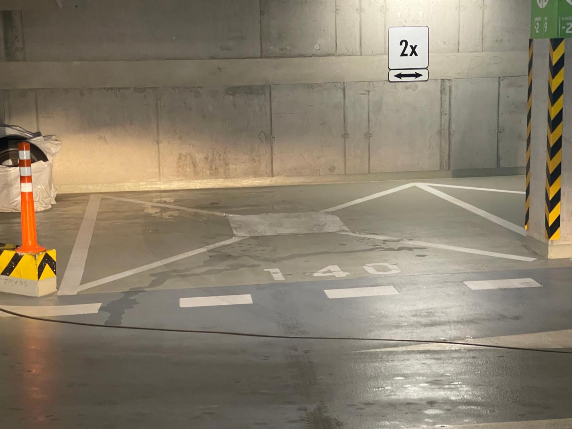 Apollo Apartment - Key-Box - Free Parking Братислава Екстер'єр фото