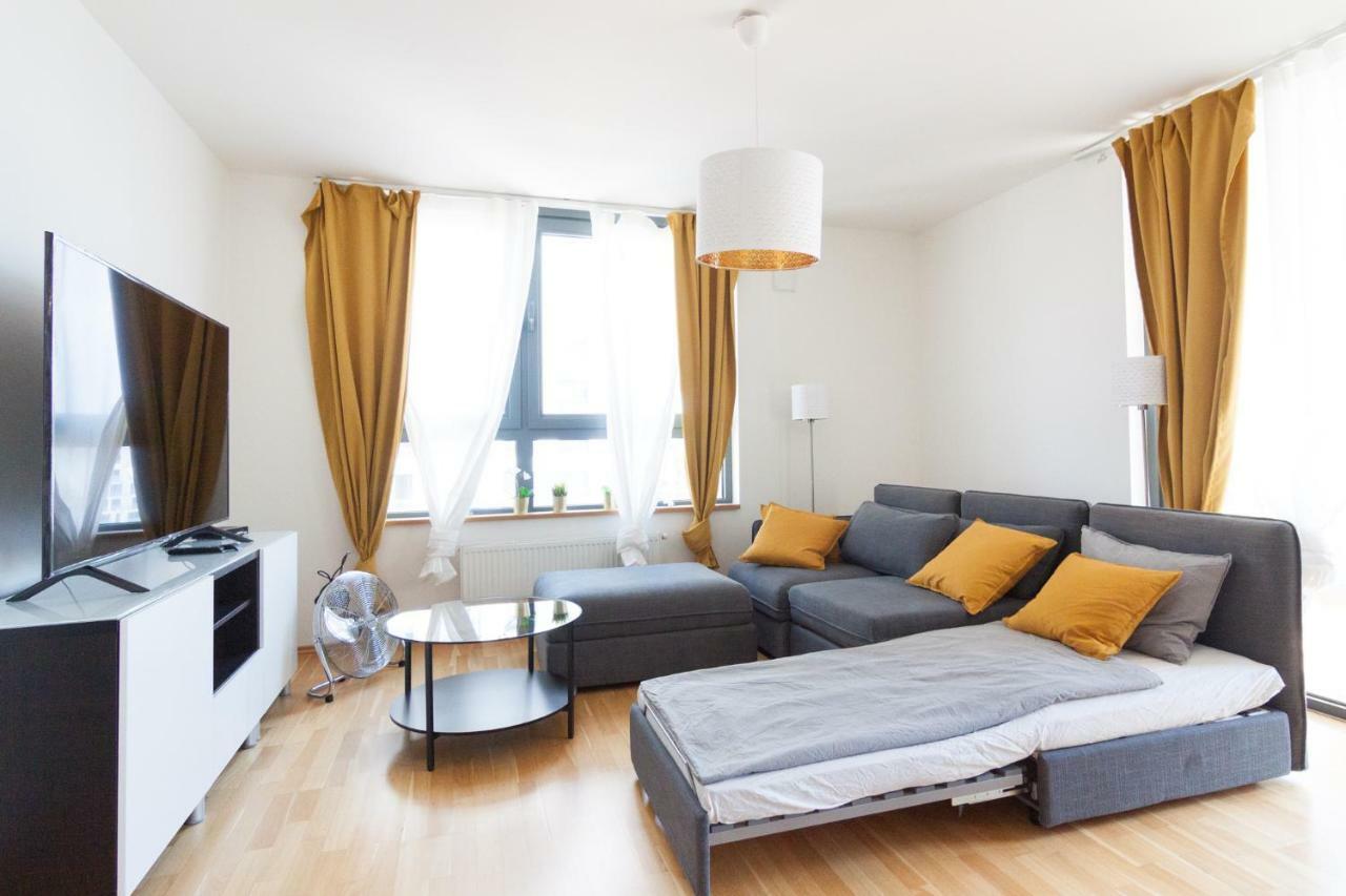 Apollo Apartment - Key-Box - Free Parking Братислава Екстер'єр фото