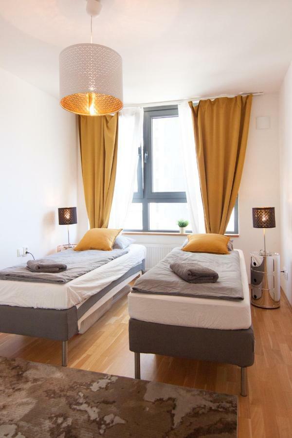 Apollo Apartment - Key-Box - Free Parking Братислава Екстер'єр фото