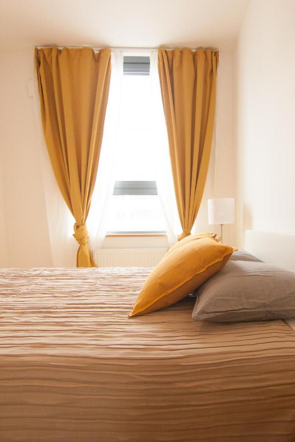 Apollo Apartment - Key-Box - Free Parking Братислава Екстер'єр фото