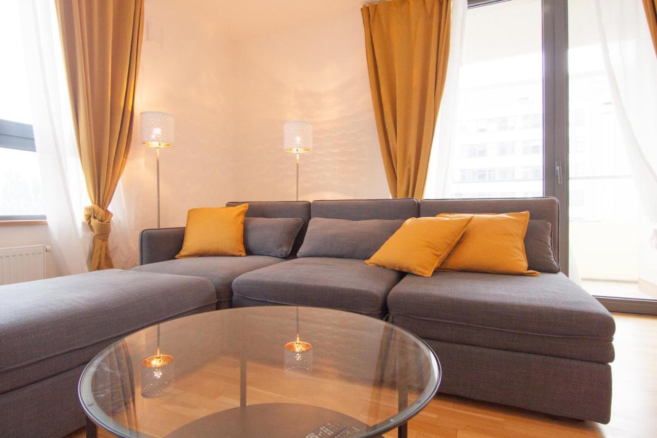 Apollo Apartment - Key-Box - Free Parking Братислава Екстер'єр фото