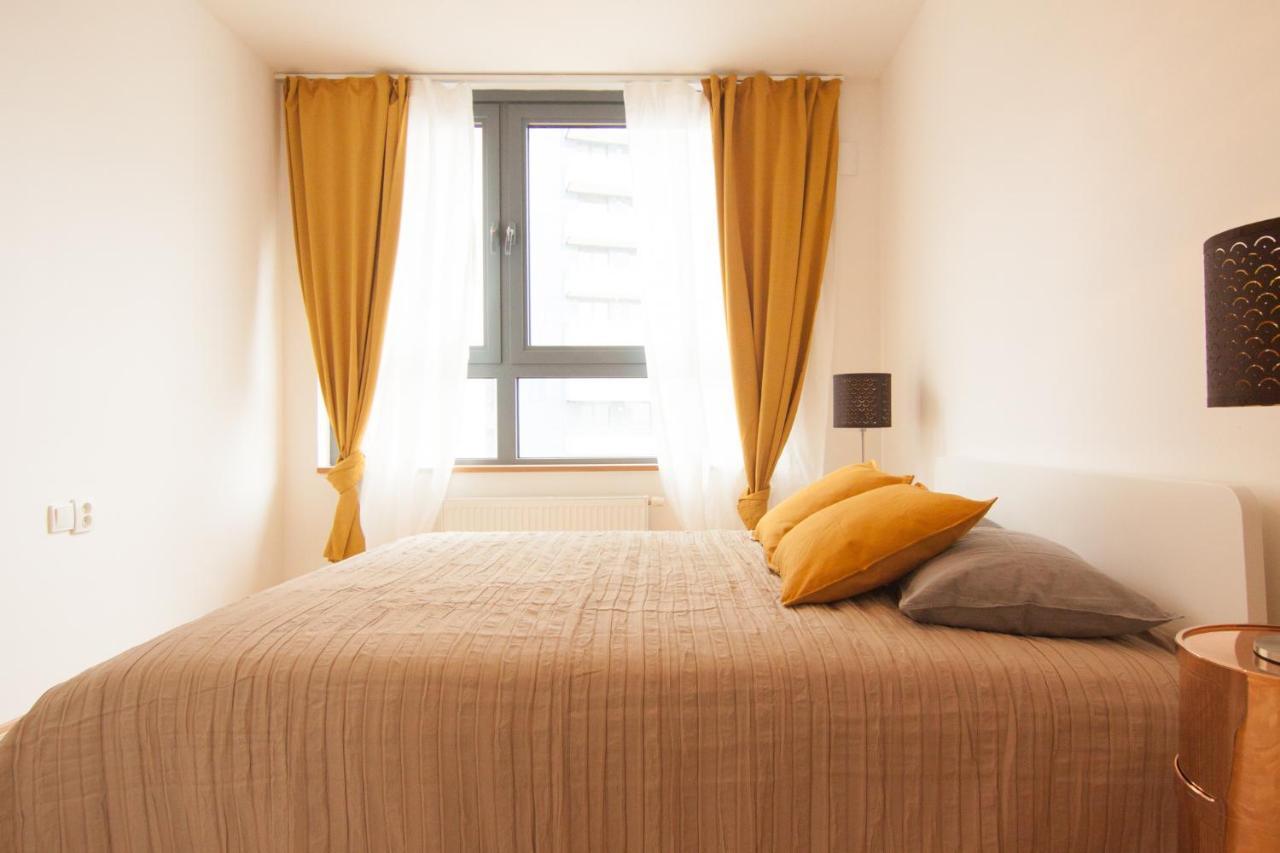 Apollo Apartment - Key-Box - Free Parking Братислава Екстер'єр фото